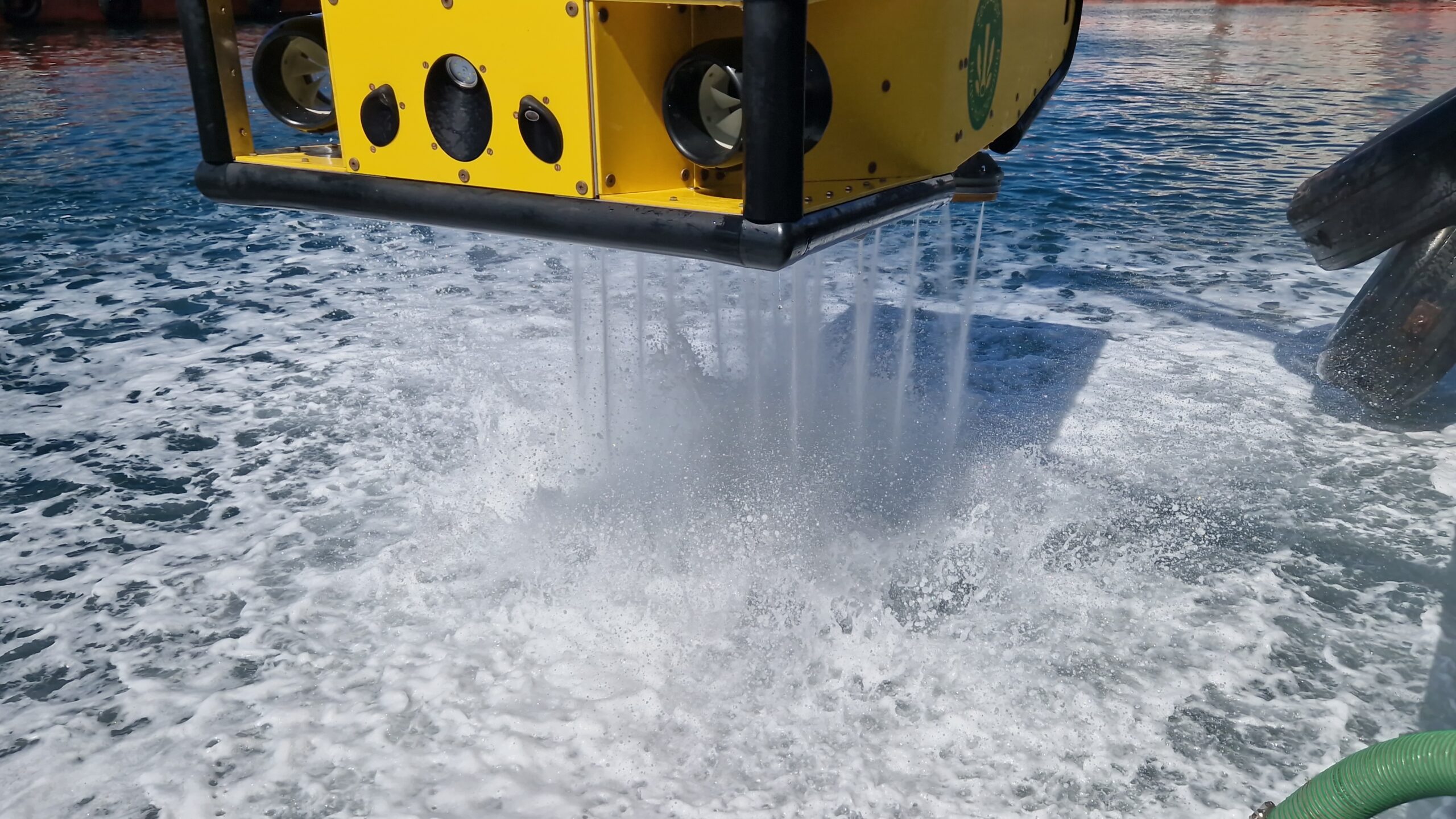 SeaBadger MKII Hull cleaning